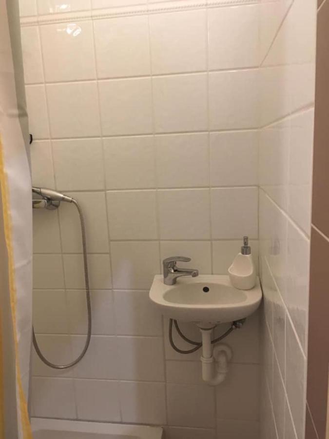 גיור Malasits Apartman מראה חיצוני תמונה